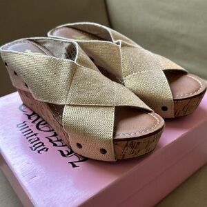 NWT Crown Vintage open toed wedge sandals